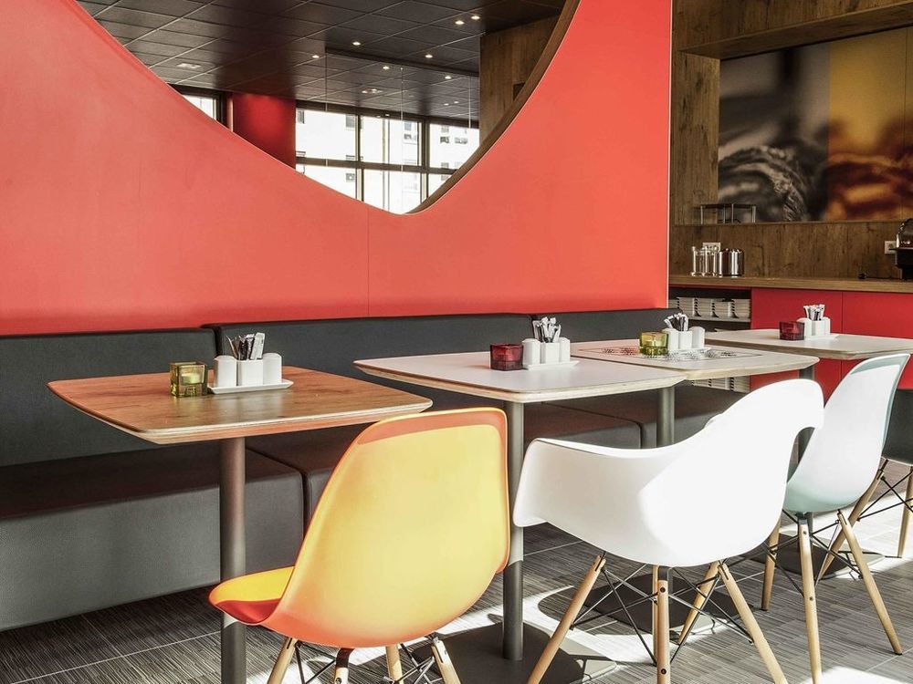 Ibis Muenchen City Arnulfpark Restaurant bilde